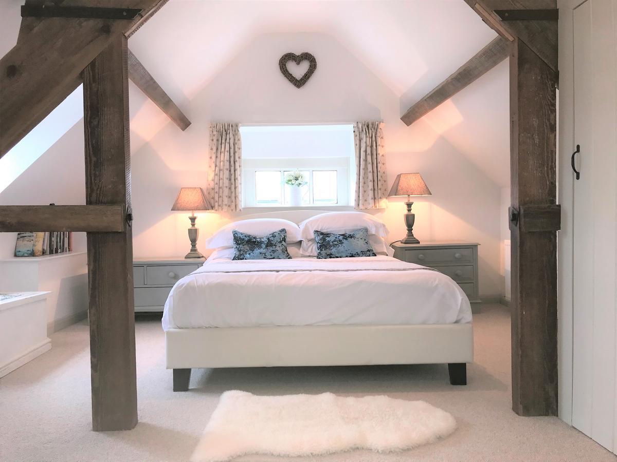 Cornerstone Cottage تْشيبينْغْ كامبدين المظهر الخارجي الصورة